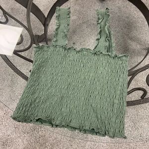 Cropped scrunch tank top